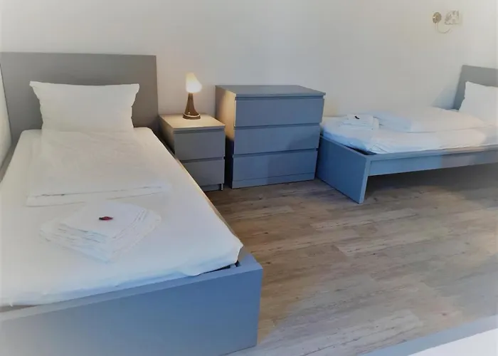 Mehrbett-Apartment 1 Citynah, Einfache Ausstattung